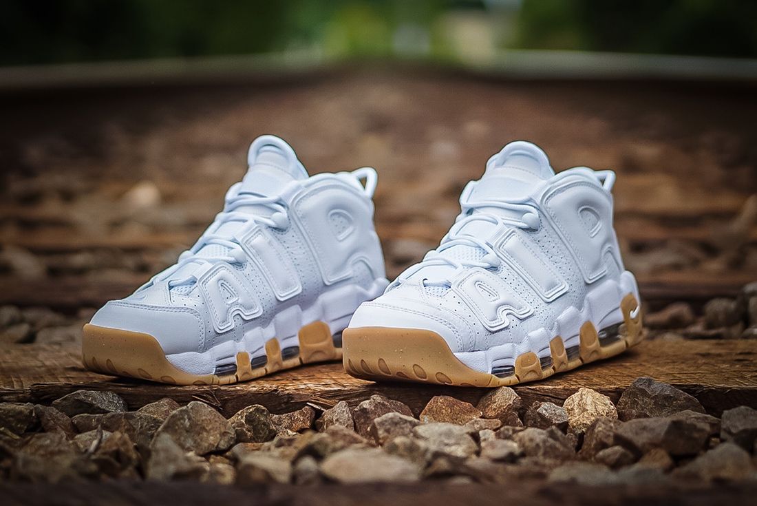 nike uptempo white